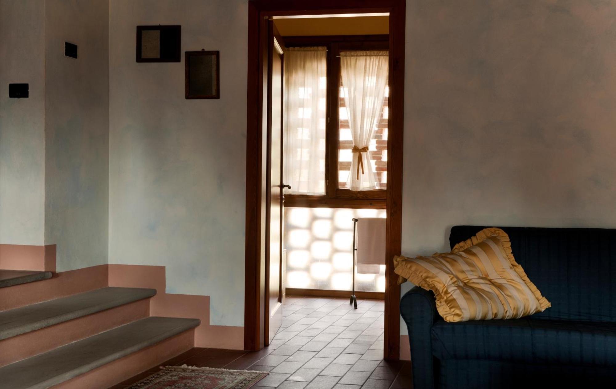 Agriturismo Fattoria Rozzalupi Cerreto Guidi Eksteriør bilde