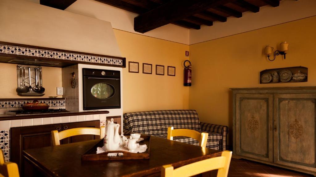 Agriturismo Fattoria Rozzalupi Cerreto Guidi Rom bilde