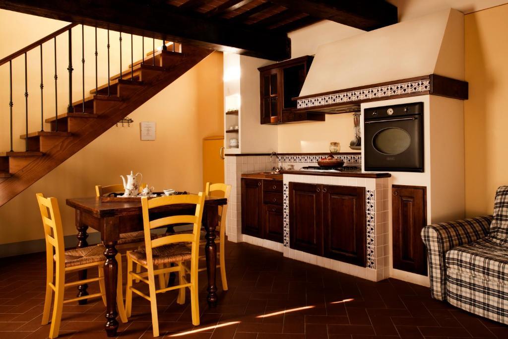 Agriturismo Fattoria Rozzalupi Cerreto Guidi Rom bilde