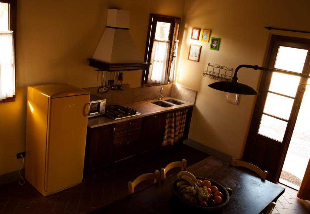 Agriturismo Fattoria Rozzalupi Cerreto Guidi Rom bilde