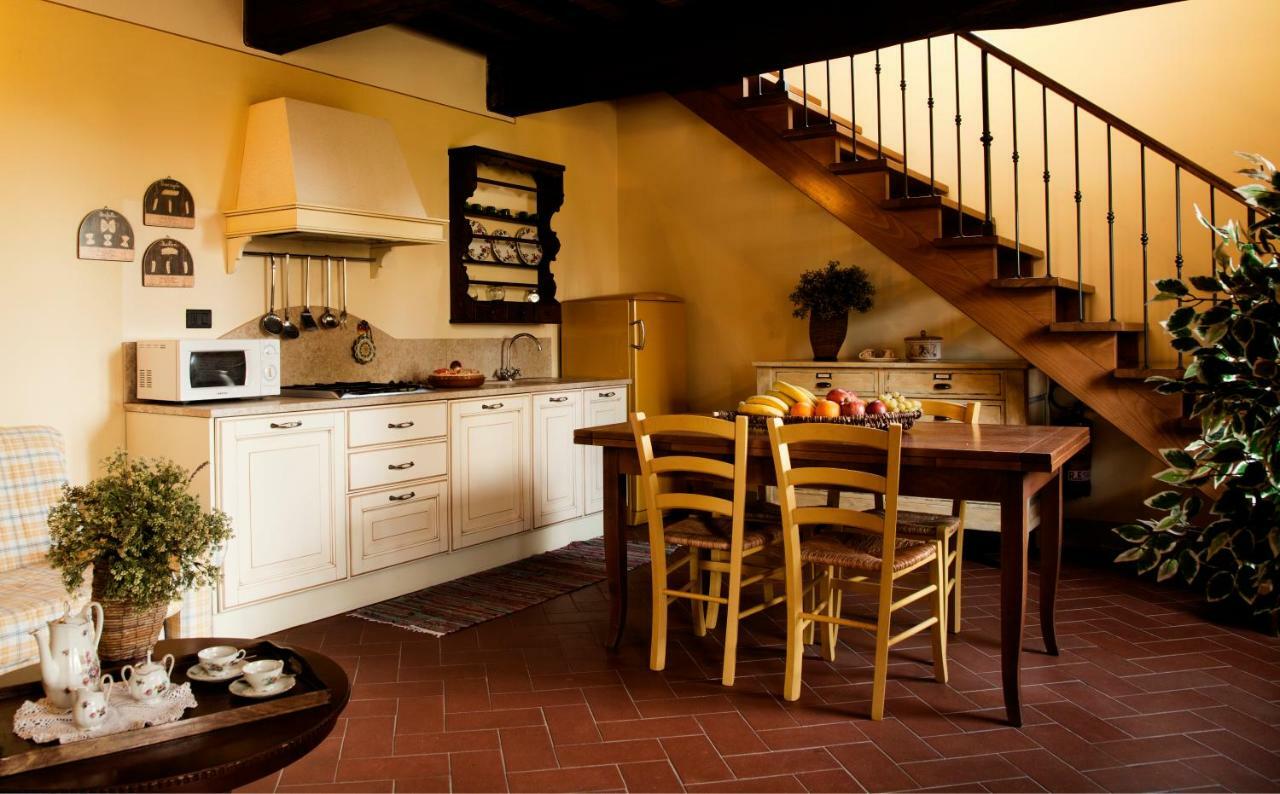Agriturismo Fattoria Rozzalupi Cerreto Guidi Eksteriør bilde